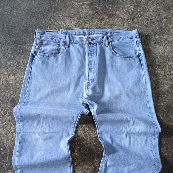Levi's 501 Jeans Mens 38x30 Blue Faded Distressed Button Fly Repaired Grunge - Picture 2 of 10